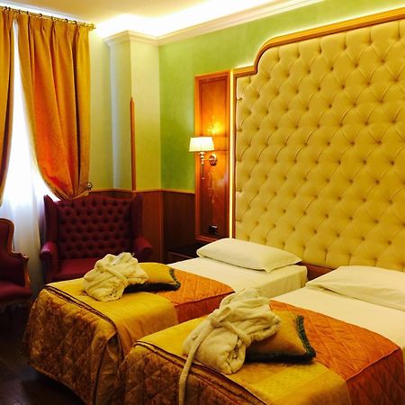 Hotel Vittoria Milaan Buitenkant foto
