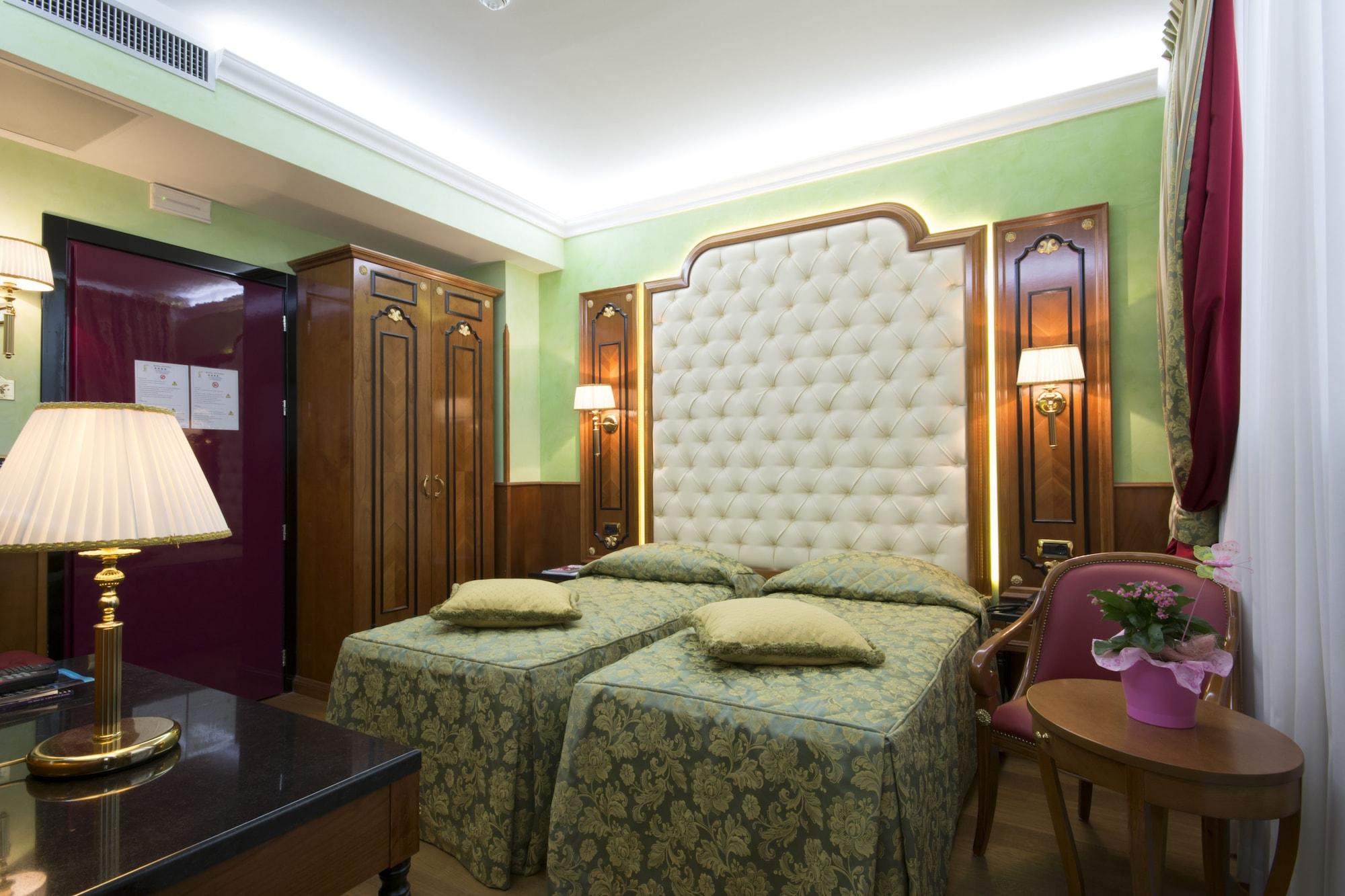 Hotel Vittoria Milaan Buitenkant foto