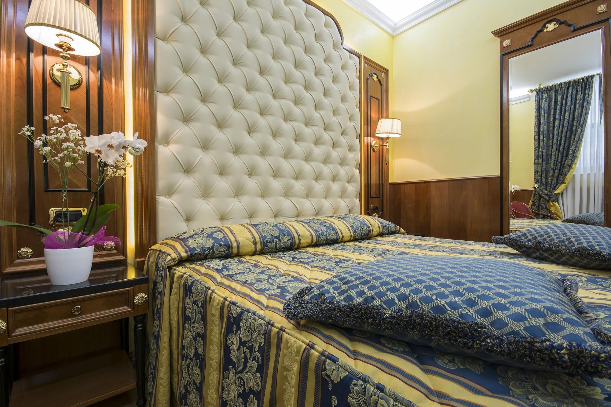 Hotel Vittoria Milaan Buitenkant foto