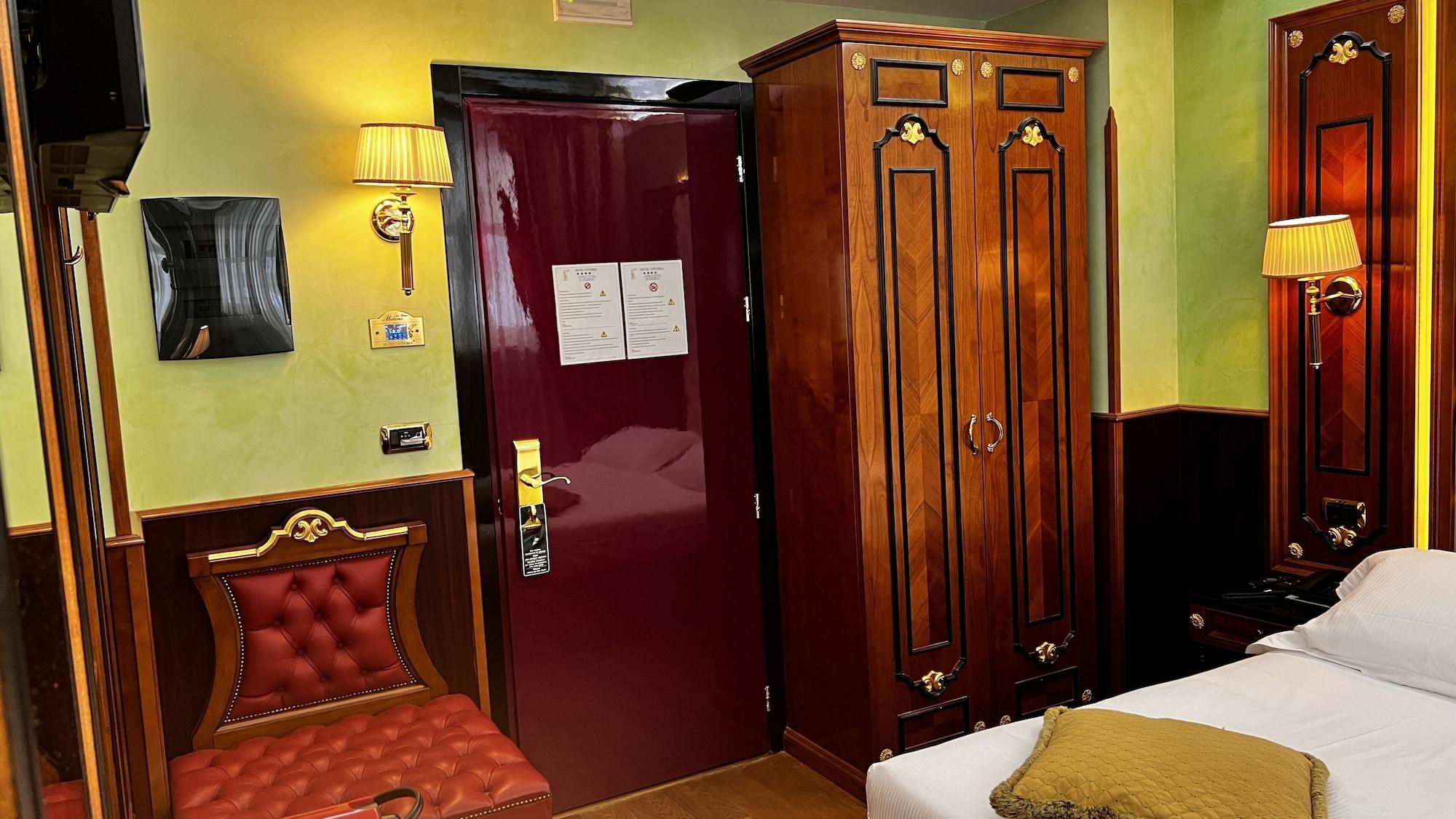Hotel Vittoria Milaan Buitenkant foto