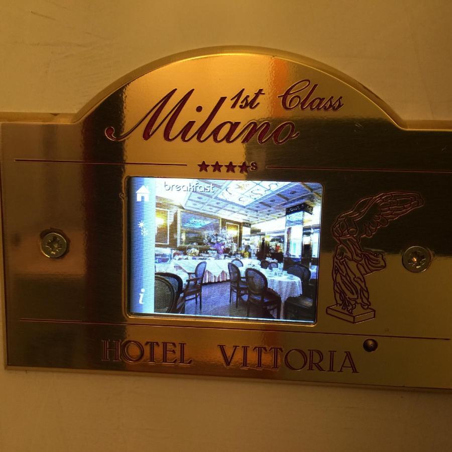 Hotel Vittoria Milaan Buitenkant foto